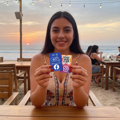 Smart Social Proof Card – NFC & QR Code – Wallet-Friendly, Review-Friendly